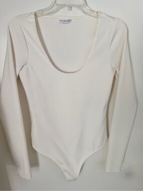 White Good American Scoop Neck Long Sleeve Bodysuit Snap